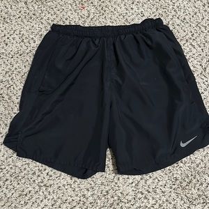 Nike workout short black size L